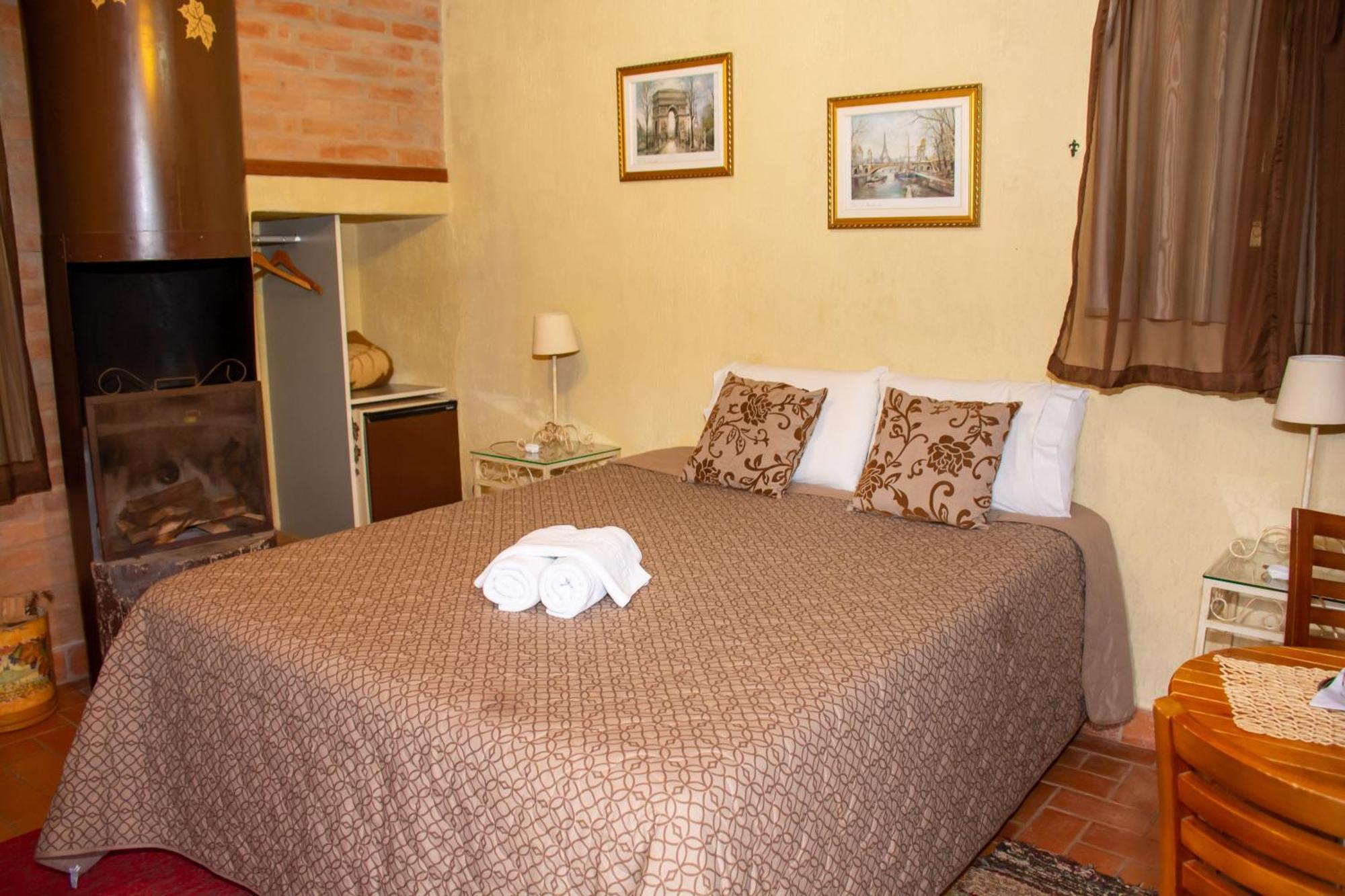 Pousada Vinhas Do Pinhal Santo Antonio do Pinhal Room photo